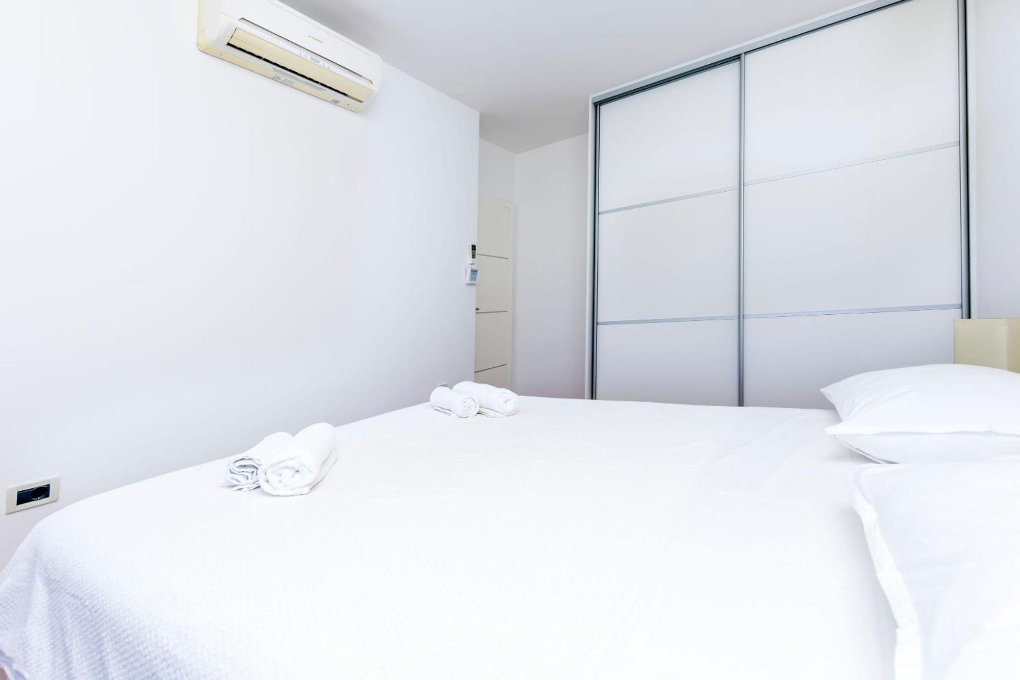 Apartment Belle Vue Примоштен Номер фото