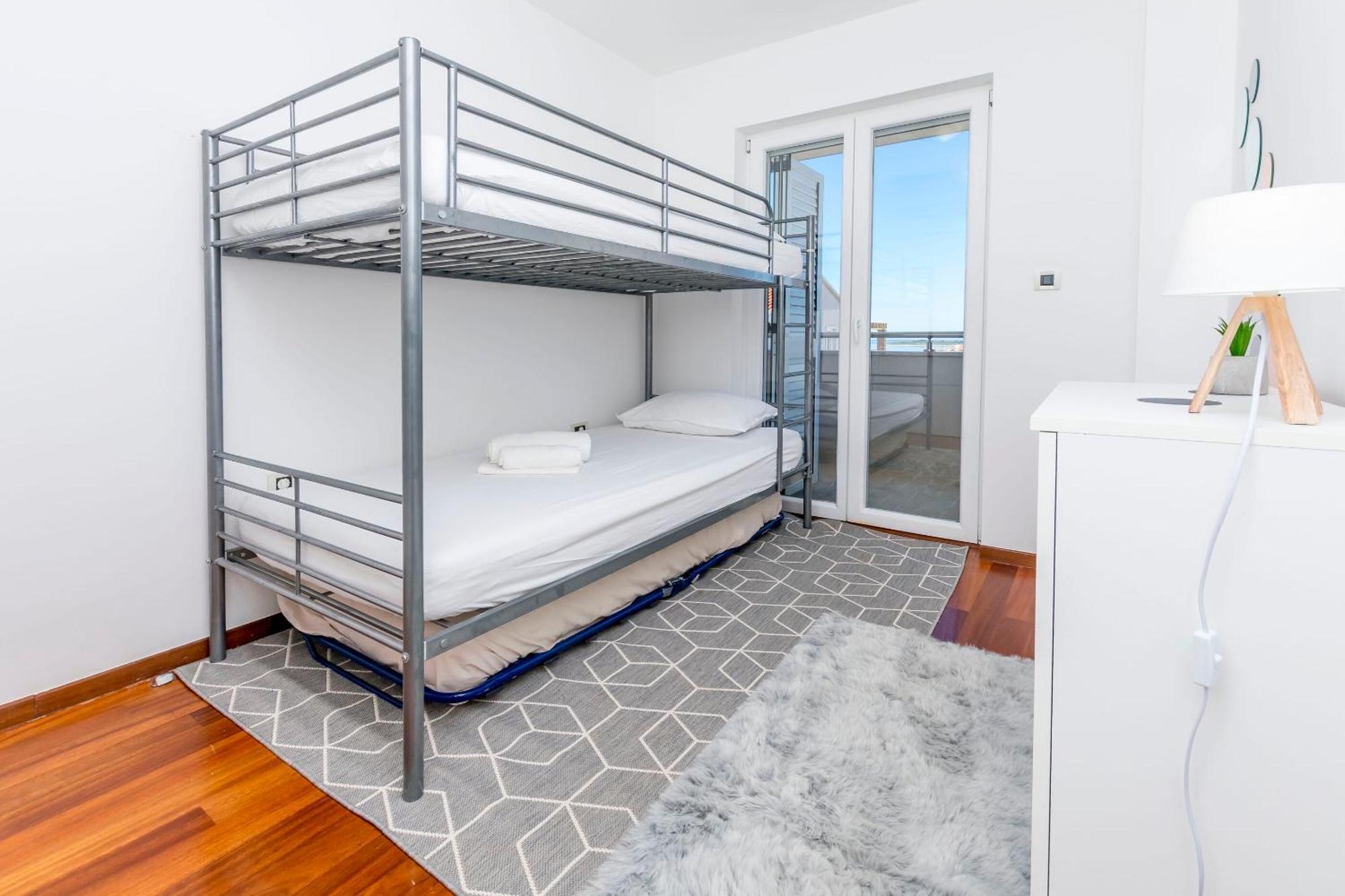 Apartment Belle Vue Примоштен Номер фото